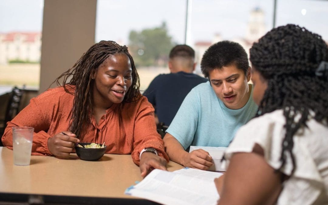 OKWU Students Studying