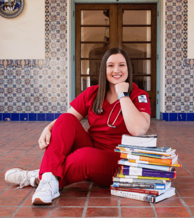 Senior Spotlight for Website-17 Student Amanda Applegate