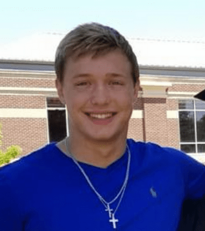 Senior Spotlight for Website-23 placeholder cross square