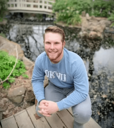 Senior Spotlight for Website placeholder cross square