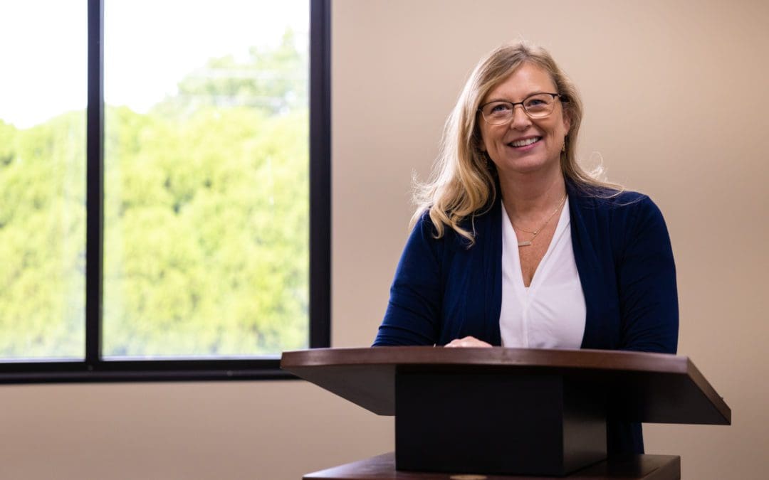 Professor Sandy Lynn