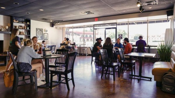 Students in coffeeshop