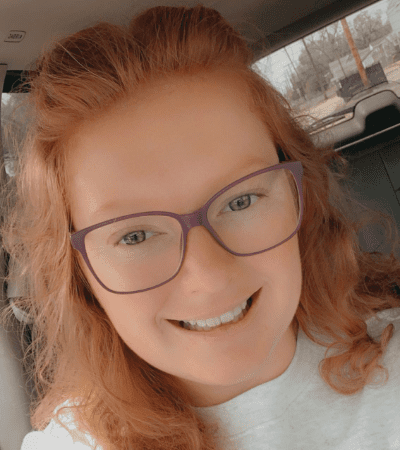 Senior Spotlight for Website-2 Student Amanda Applegate